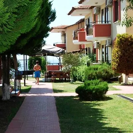 Club Prestige Otel 4*